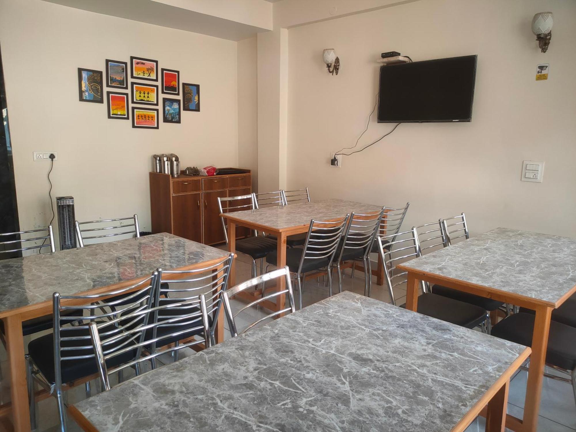 Hotel Cozy Haven Mandi Eksteriør bilde